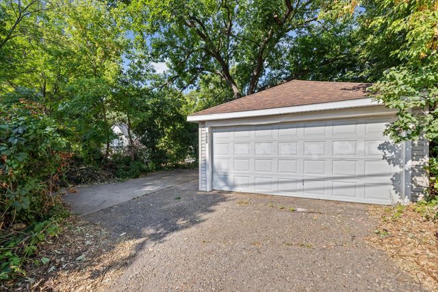 3400 Aldrich Avenue N, Minneapolis, MN 55412