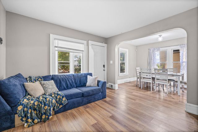 3400 Aldrich Avenue N, Minneapolis, MN 55412