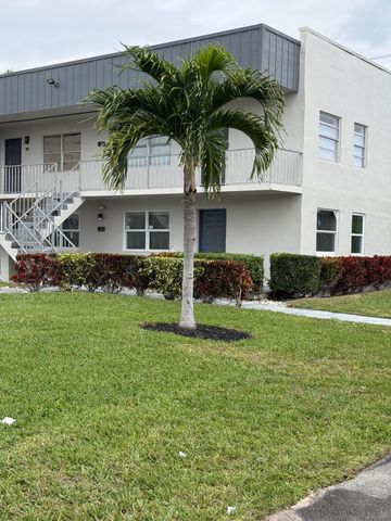 216 Normandy E, Delray Beach, FL 33484