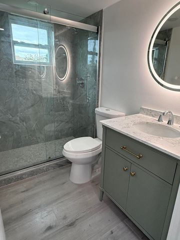 216 Normandy E, Delray Beach, FL 33484