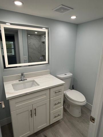 216 Normandy E, Delray Beach, FL 33484