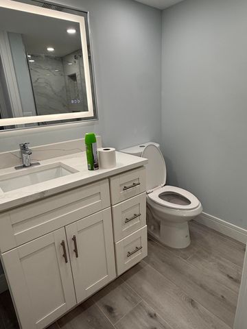 216 Normandy E, Delray Beach, FL 33484