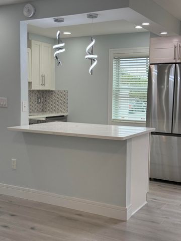 216 Normandy E, Delray Beach, FL 33484