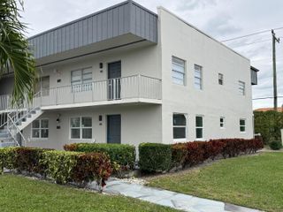 216 Normandy E, Delray Beach, FL 33484