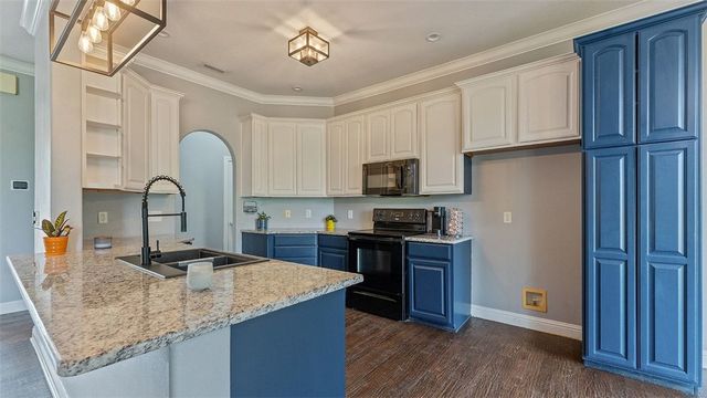 9877 Admiral Drive, Rogers, AR 72756