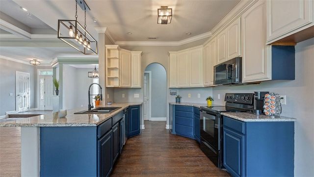 9877 Admiral Drive, Rogers, AR 72756