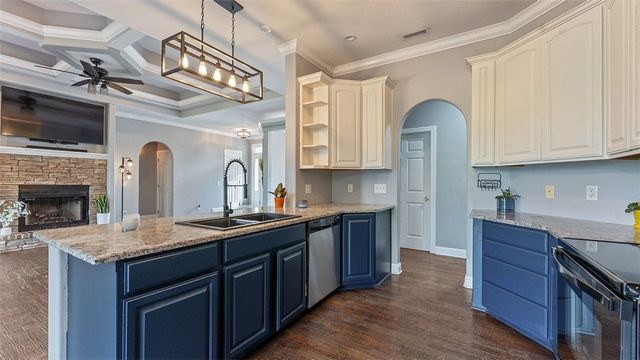 9877 Admiral Drive, Rogers, AR 72756