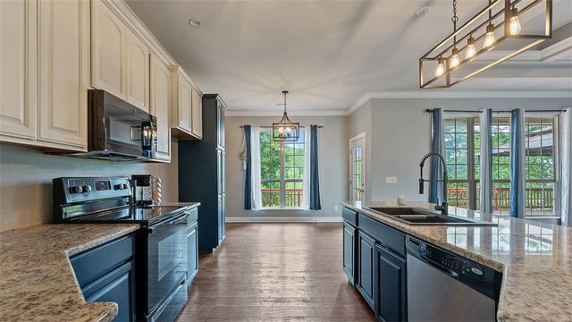 9877 Admiral Drive, Rogers, AR 72756