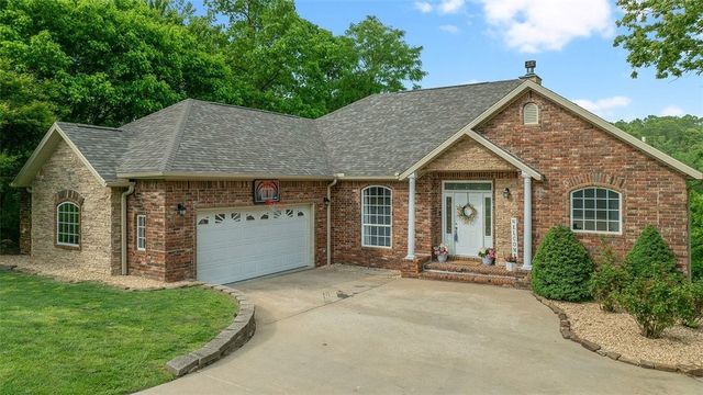 9877 Admiral Drive, Rogers, AR 72756