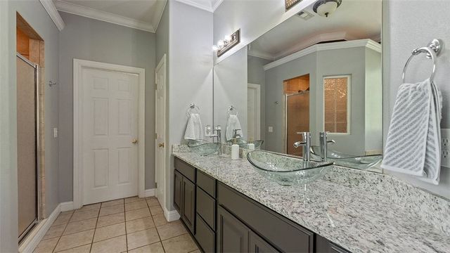 9877 Admiral Drive, Rogers, AR 72756