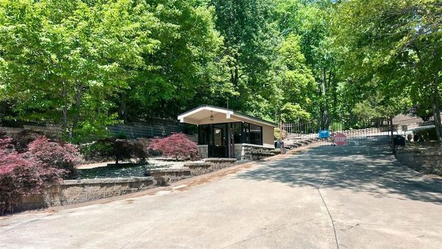 9877 Admiral Drive, Rogers, AR 72756