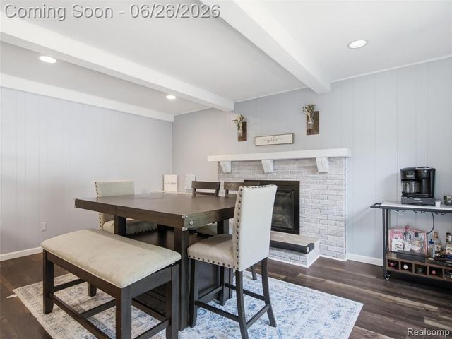 40963 Flagstaff Drive, Sterling Heights, MI 48313