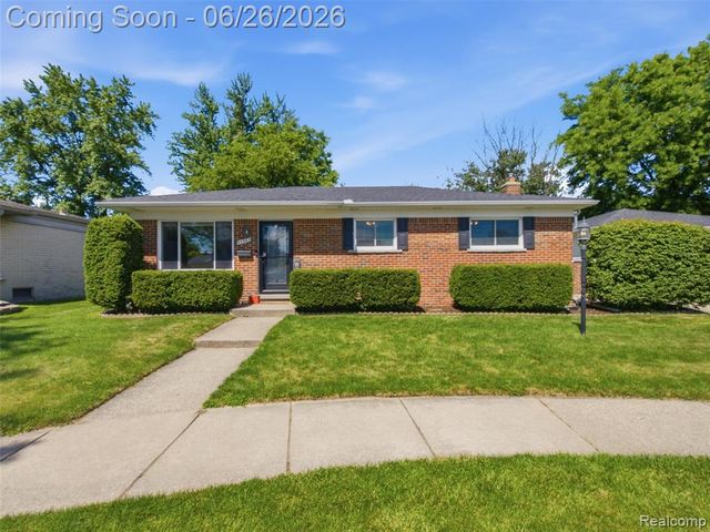 40963 Flagstaff Drive, Sterling Heights, MI 48313