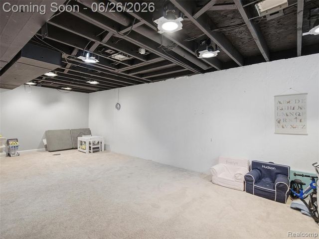 40963 Flagstaff Drive, Sterling Heights, MI 48313