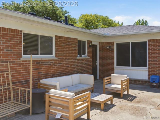 40963 Flagstaff Drive, Sterling Heights, MI 48313