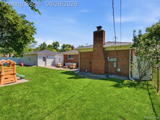 40963 Flagstaff Drive, Sterling Heights, MI 48313