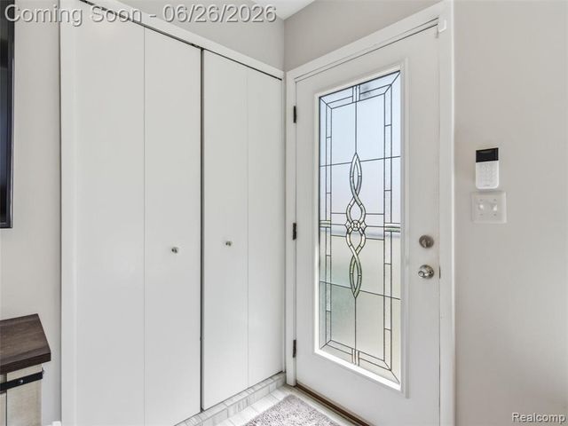 40963 Flagstaff Drive, Sterling Heights, MI 48313