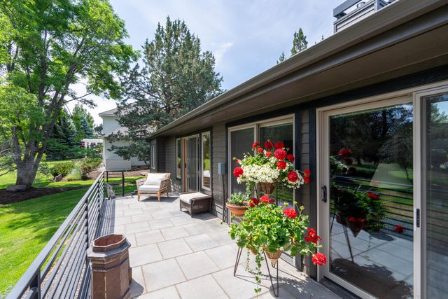 2296 Condor Drive, Redmond, OR 97756