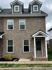 124 Savannah Ave, Pleasant View, TN 37146