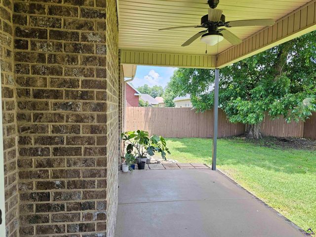 303 Norfolk Circle, Warner Robins, GA 31088