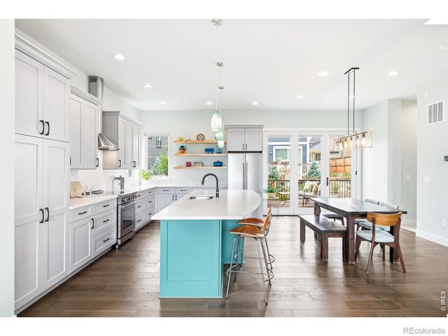 917 Arapahoe Circle, Louisville, CO 80027