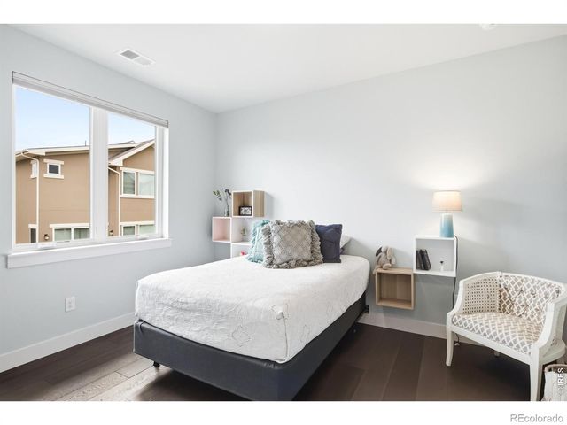 917 Arapahoe Circle, Louisville, CO 80027