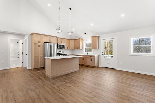 68 Sawyer Lake Road, Gilmanton, NH 03237