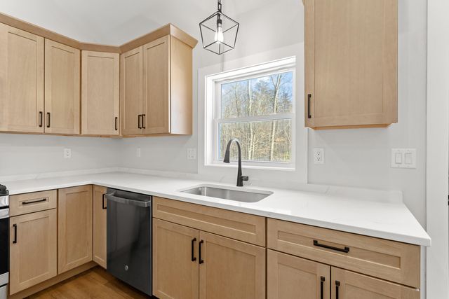 68 Sawyer Lake Road, Gilmanton, NH 03237