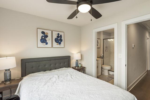 450 Glastonbury Rd Apt 12, Nashville, TN 37217