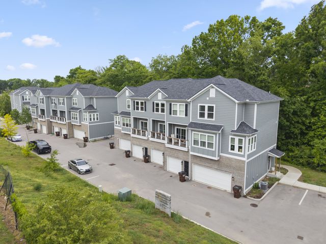 450 Glastonbury Rd Apt 12, Nashville, TN 37217