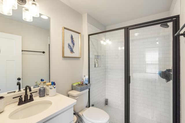450 Glastonbury Rd Apt 12, Nashville, TN 37217
