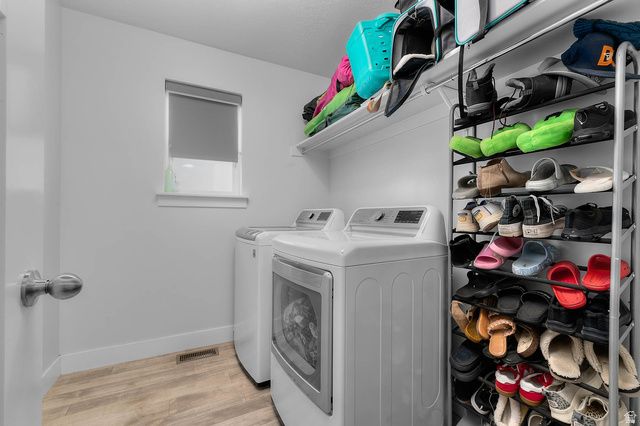 1367 W FORT ROCK DR, Saratoga Springs, UT 84045