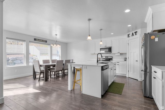 1367 W FORT ROCK DR, Saratoga Springs, UT 84045