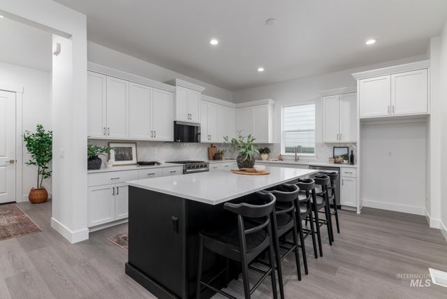 8694 W Stock Bridge St, Star, ID 83669