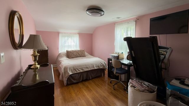 28 Noel Dr, North Arlington Boro, NJ 07031