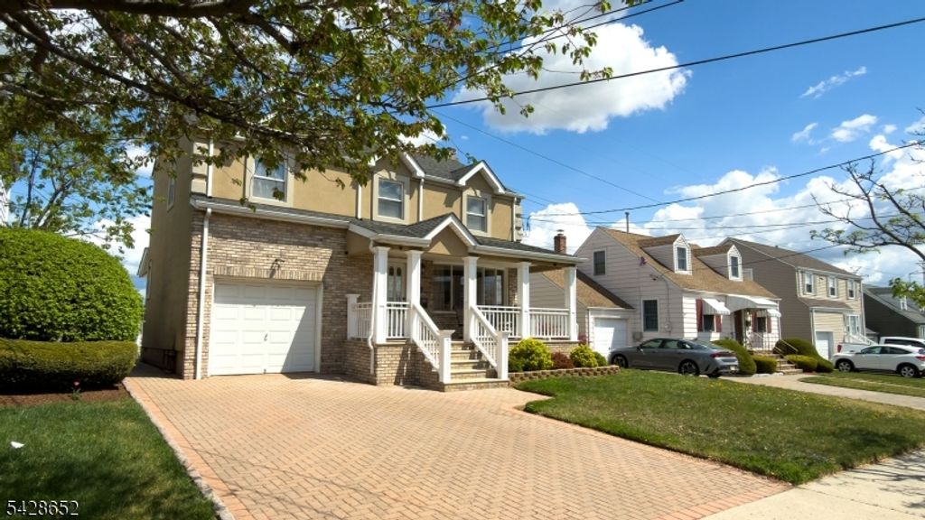 28 Noel Dr, North Arlington Boro, NJ 07031