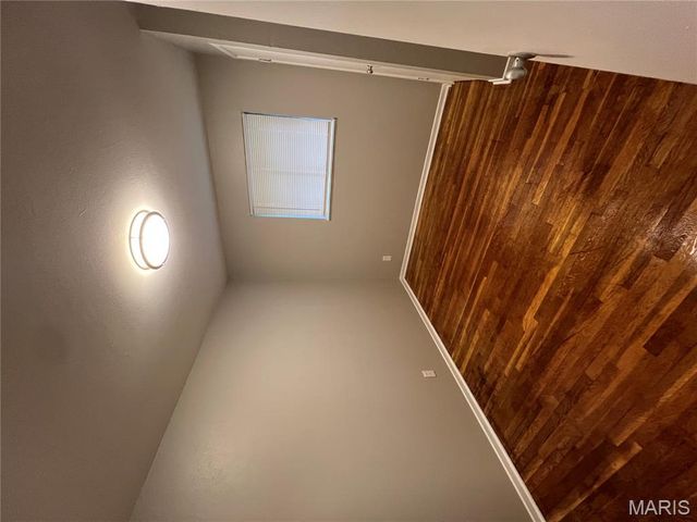 277 Roderick Drive, St Louis, MO 63137