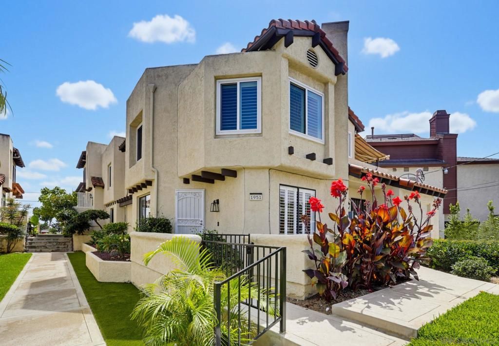 1951 Diamond St., San Diego, CA 92109 — exterior