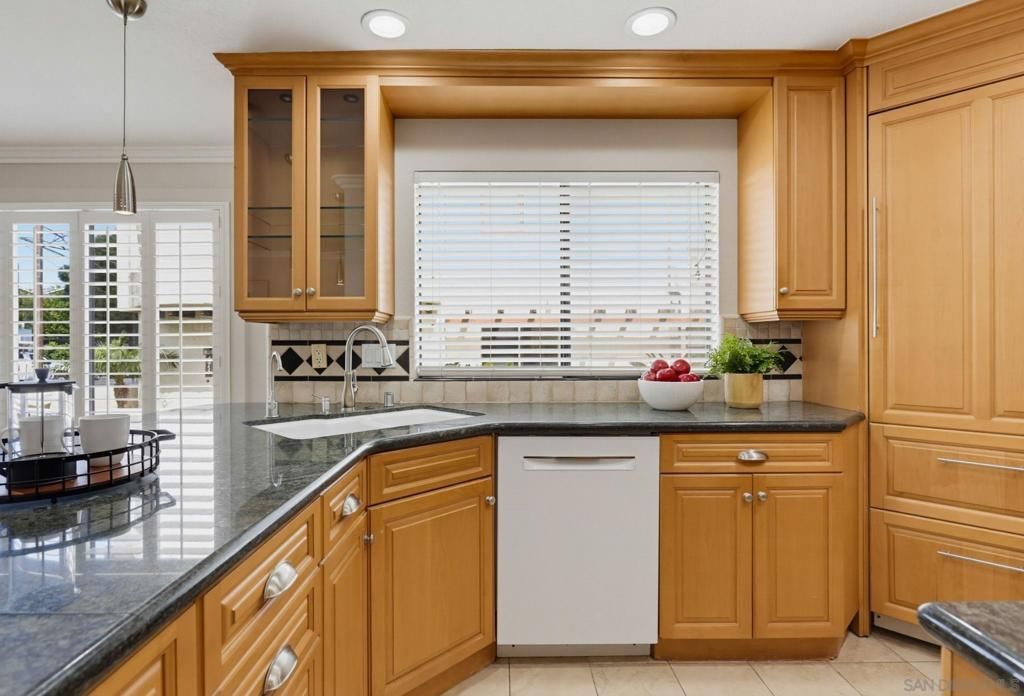 1951 Diamond St., San Diego, CA 92109 — photo 3