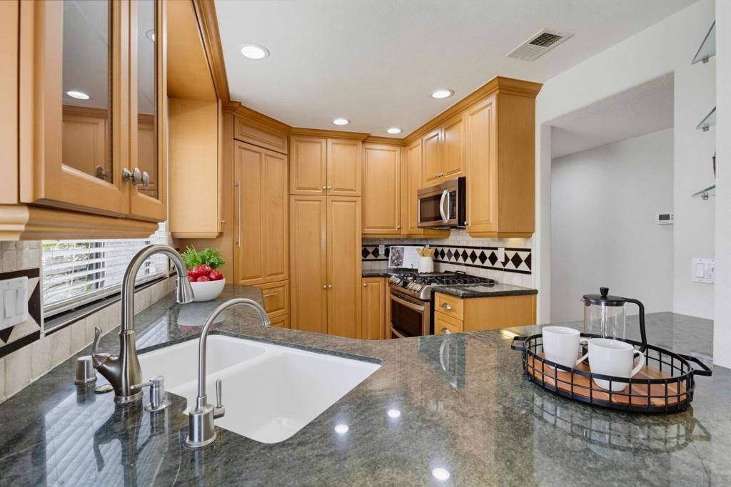 1951 Diamond St., San Diego, CA 92109 — photo 4