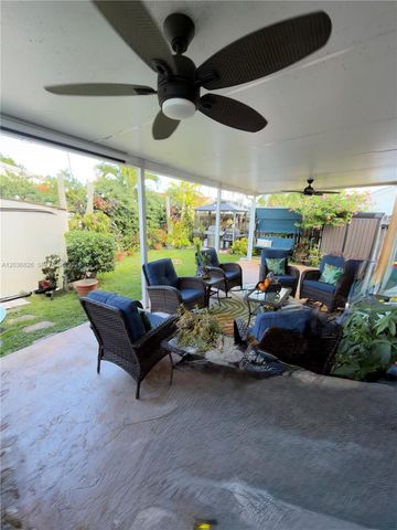 9623 SW 146th Pl, Miami, FL 33186