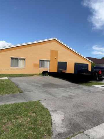 9623 SW 146th Pl, Miami, FL 33186
