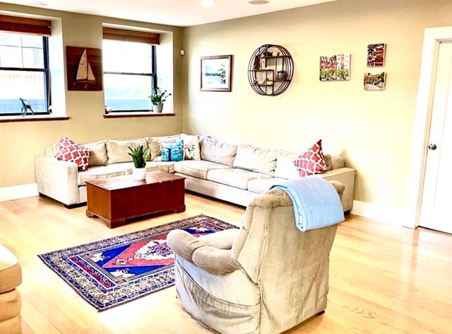 518 East 6th Street 2, Boston, MA 02127