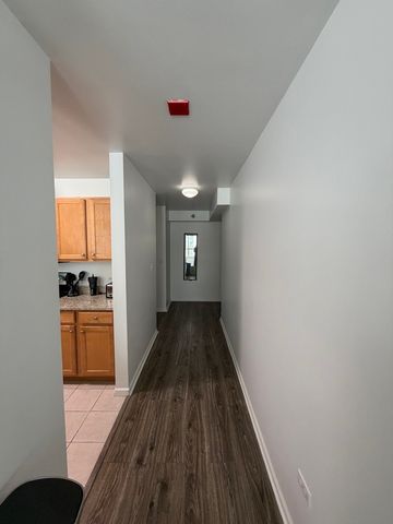 345 N La Salle Drive 1504, Chicago, IL 60654