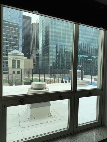 345 N La Salle Drive 1504, Chicago, IL 60654