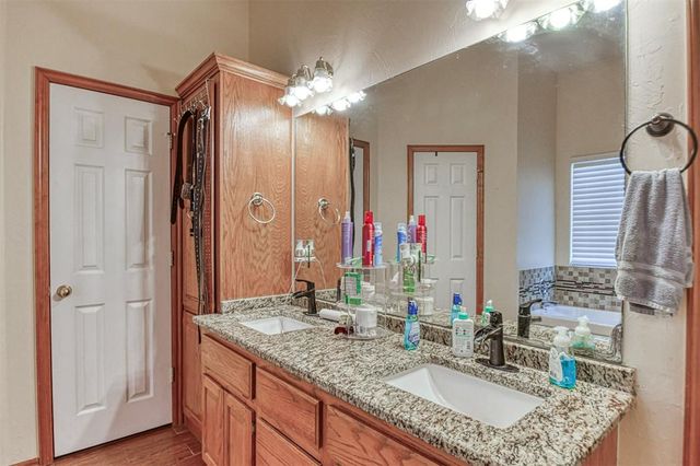 12300 SE 157th Street, Oklahoma City, OK 73165