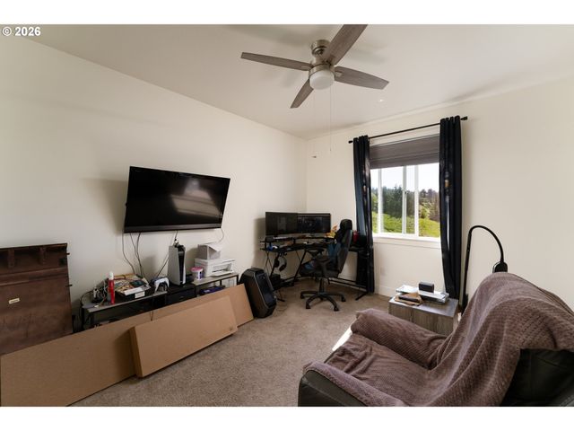 160 WINDY RIVER Rd, Kalama, WA 98625
