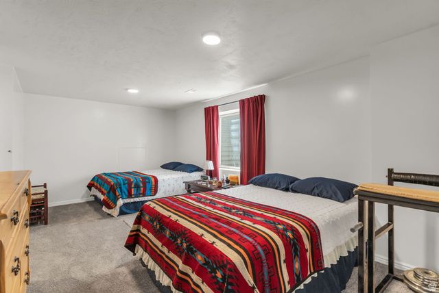 1164 W OLD HOLLOW WAY, West Jordan, UT 84084