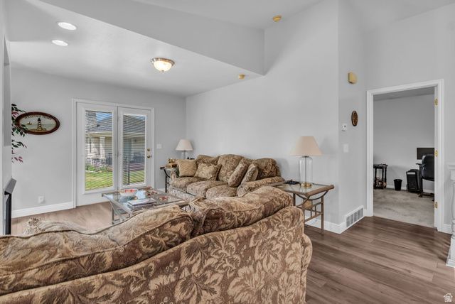 1164 W OLD HOLLOW WAY, West Jordan, UT 84084
