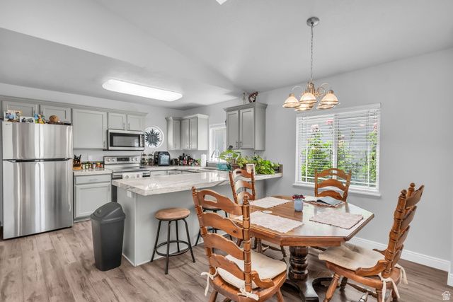 1164 W OLD HOLLOW WAY, West Jordan, UT 84084